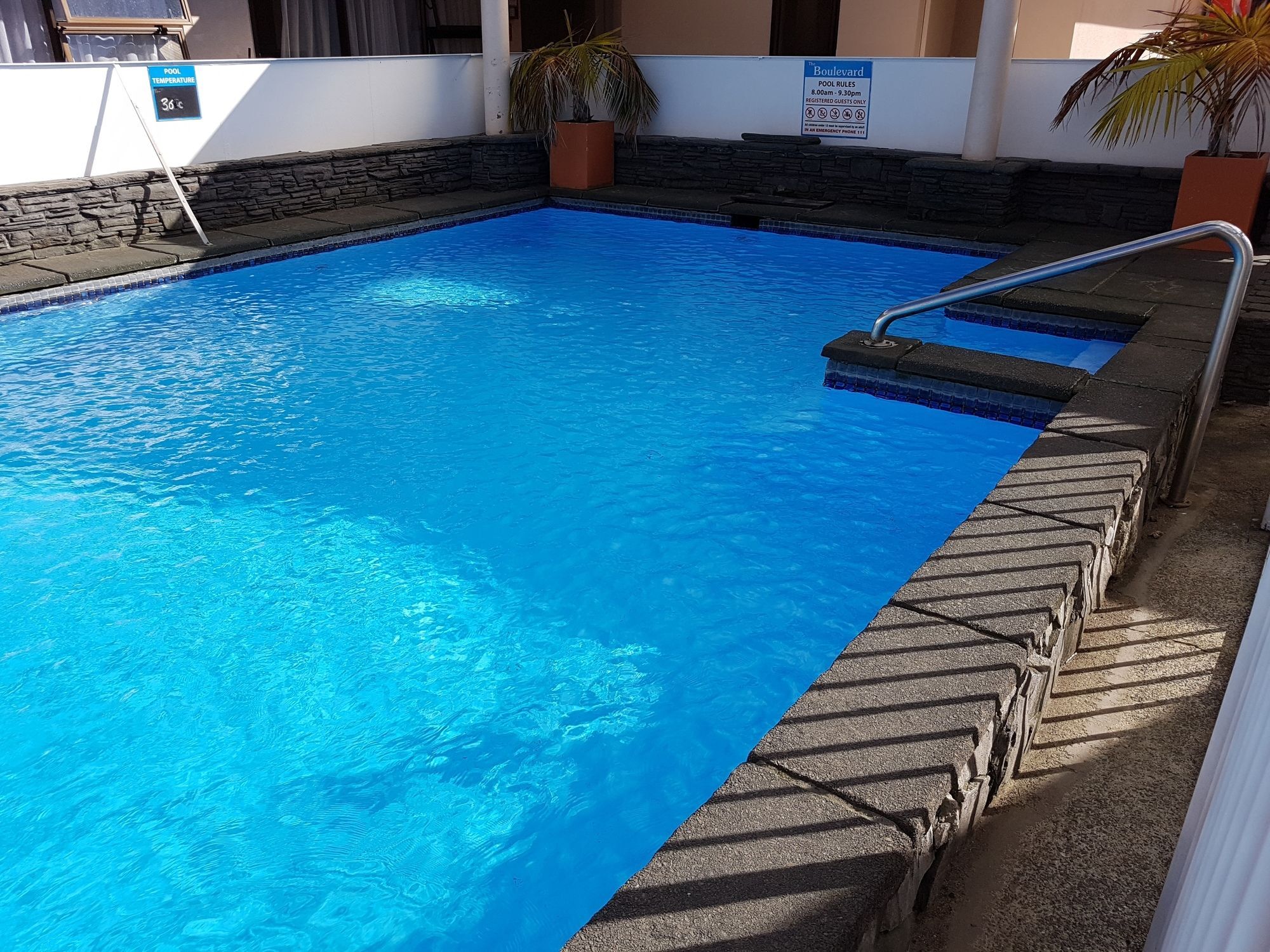 Boulevard Motel Роторуа Экстерьер фото