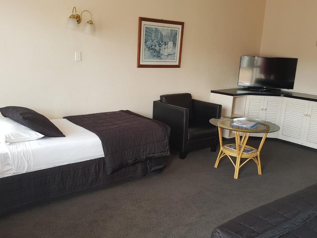 Boulevard Motel Роторуа Экстерьер фото