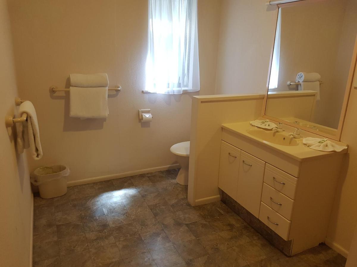 Boulevard Motel Роторуа Экстерьер фото