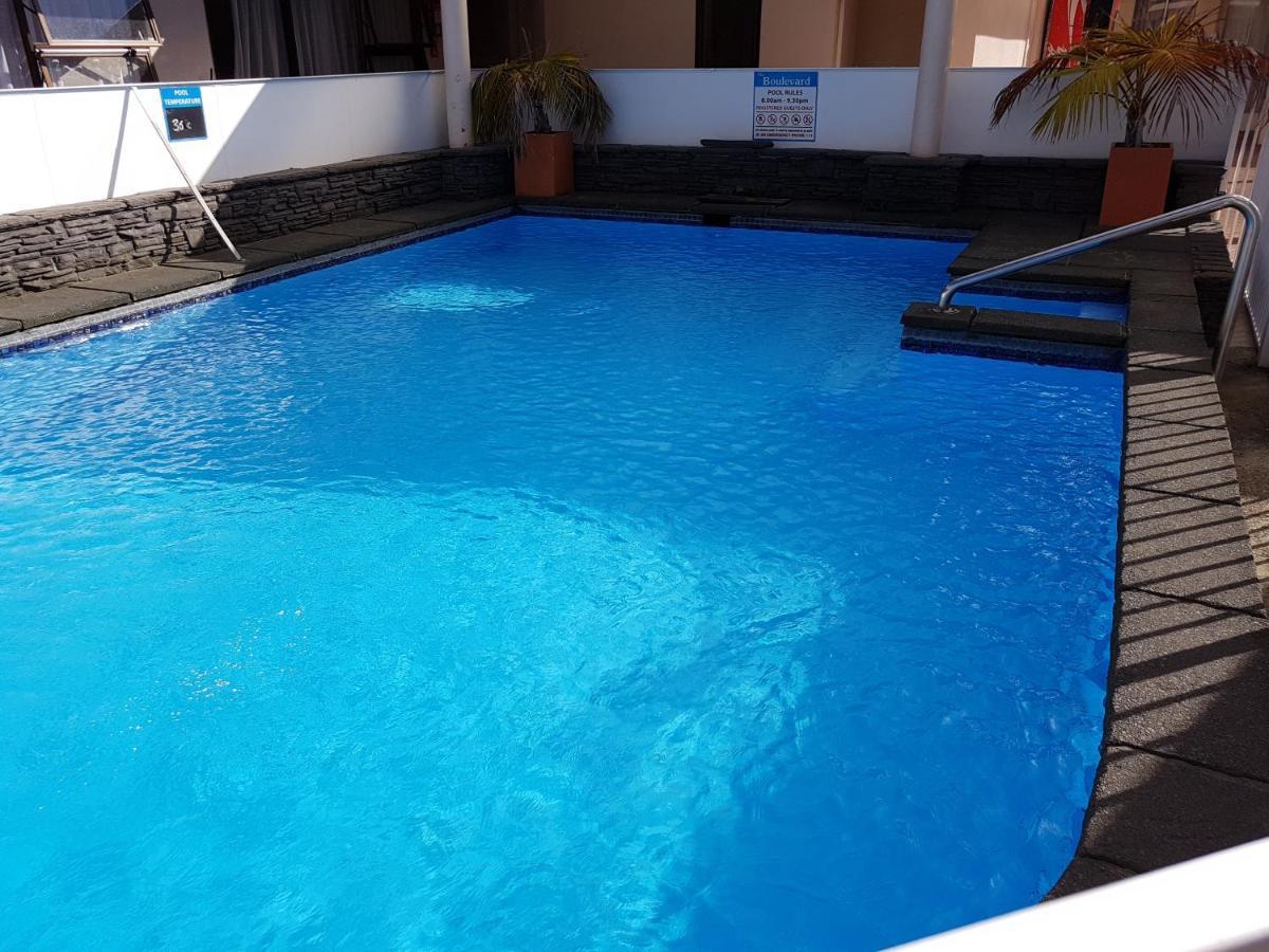 Boulevard Motel Роторуа Экстерьер фото
